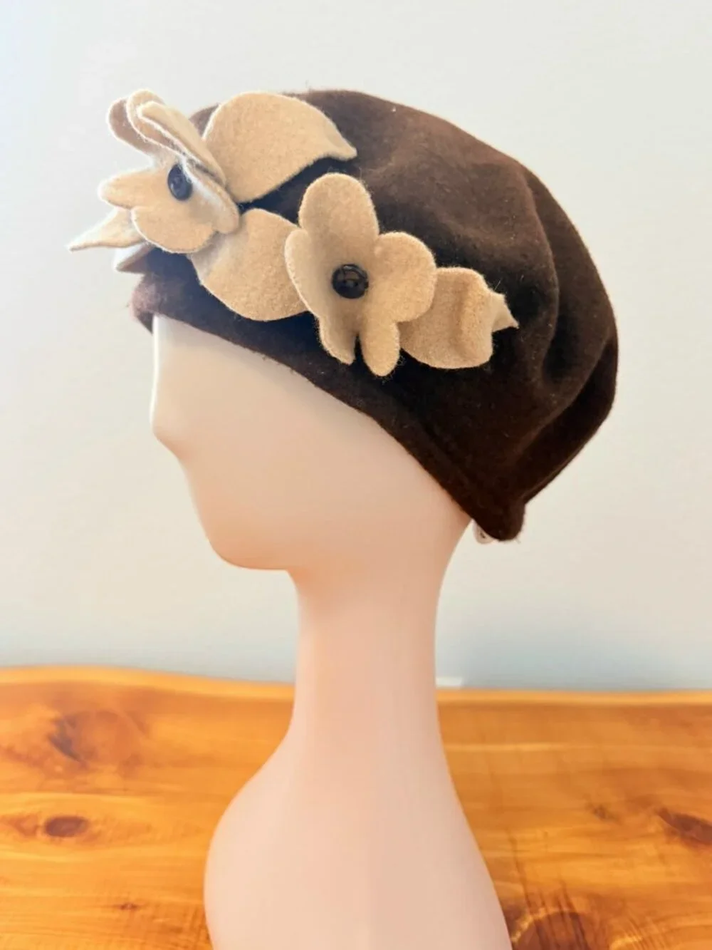 PARKHURST Made in Canada 100% Wool  Brown/Beige Floral French Beret Hat